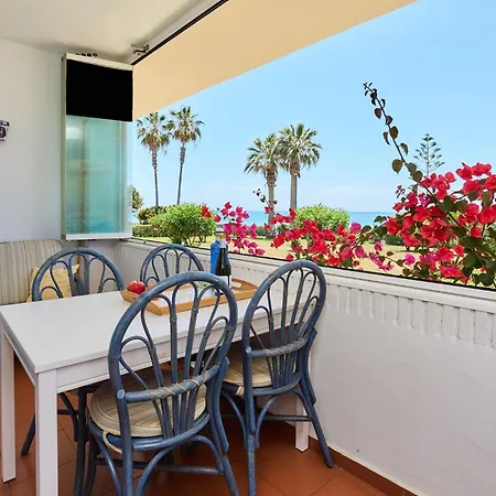 Seafront Garden And Sea Views Torrox